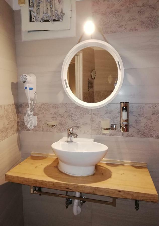 Addu' Ninucc' Hotel Naples Luaran gambar